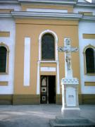 A katolikus templom bejárata